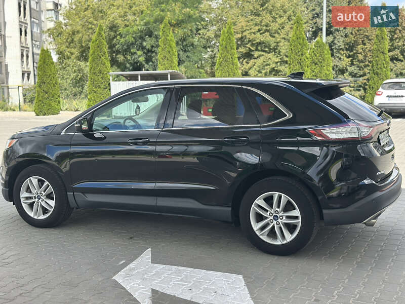 Внедорожник / Кроссовер Ford Edge 2016 в 
