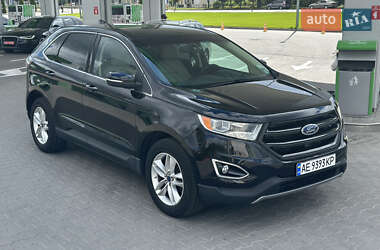 Внедорожник / Кроссовер Ford Edge 2016 в 