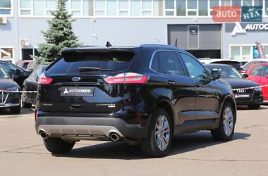 Внедорожник / Кроссовер Ford Edge 2018 в 