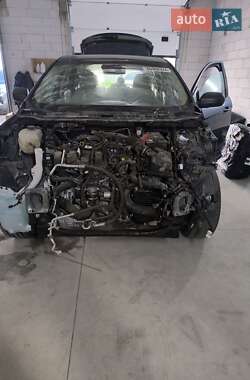Внедорожник / Кроссовер Ford Edge 2018 в 