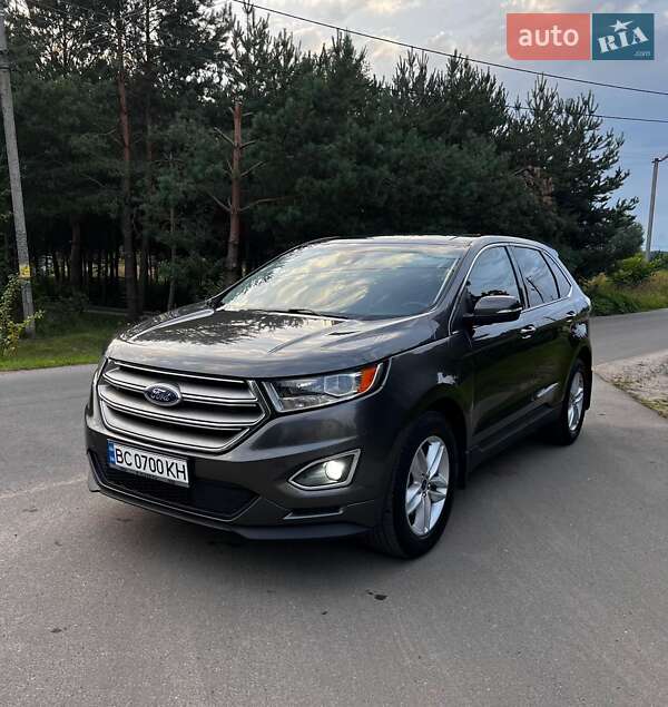 Внедорожник / Кроссовер Ford Edge 2018 в 