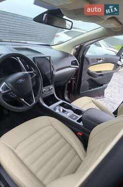 Внедорожник / Кроссовер Ford Edge 2021 в 