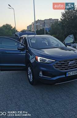 Внедорожник / Кроссовер Ford Edge 2018 в 