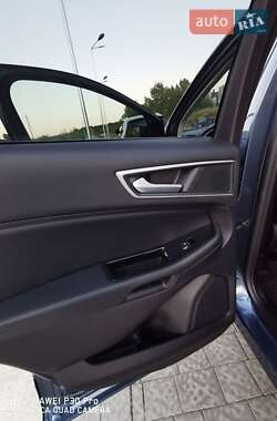 Внедорожник / Кроссовер Ford Edge 2018 в 
