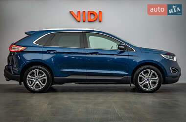 Внедорожник / Кроссовер Ford Edge 2017 в 