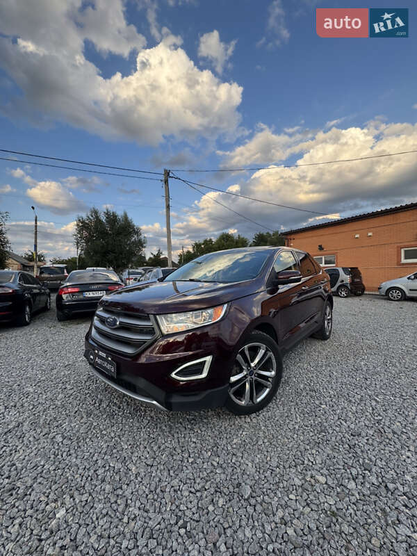 Внедорожник / Кроссовер Ford Edge 2017 в 