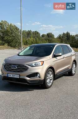 Внедорожник / Кроссовер Ford Edge 2021 в 