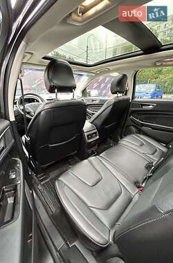 Внедорожник / Кроссовер Ford Edge 2017 в 