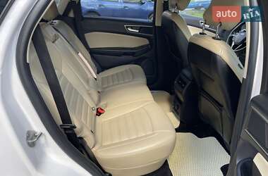 Внедорожник / Кроссовер Ford Edge 2015 в 