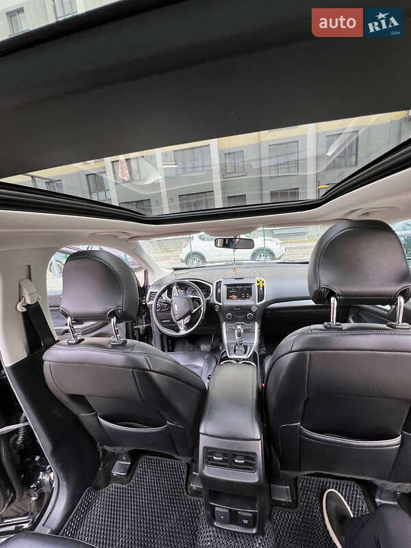 Внедорожник / Кроссовер Ford Edge 2015 в Ивано-Франковске