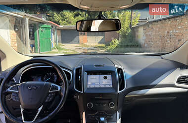 Внедорожник / Кроссовер Ford Edge 2016 в 