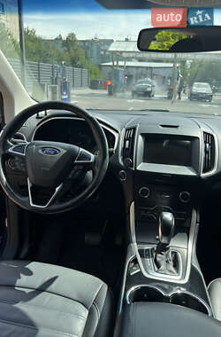 Внедорожник / Кроссовер Ford Edge 2016 в 
