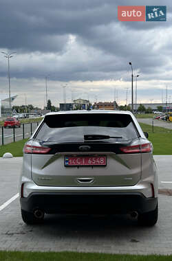 Внедорожник / Кроссовер Ford Edge 2019 в 