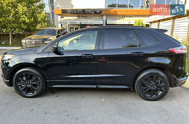 Внедорожник / Кроссовер Ford Edge 2022 в 