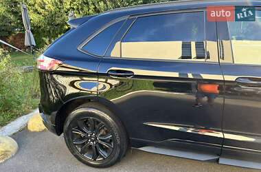 Внедорожник / Кроссовер Ford Edge 2022 в 