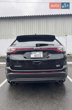 Позашляховик / Кросовер Ford Edge 2015 в 