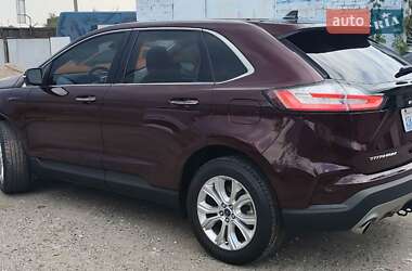 Внедорожник / Кроссовер Ford Edge 2022 в 