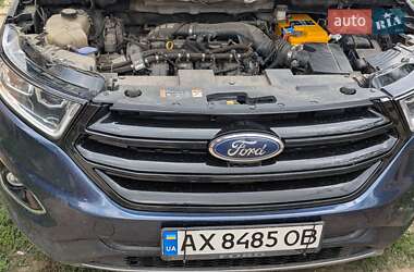 Внедорожник / Кроссовер Ford Edge 2017 в 