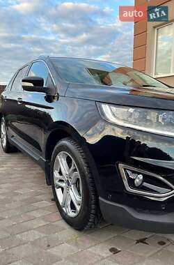 Внедорожник / Кроссовер Ford Edge 2017 в 