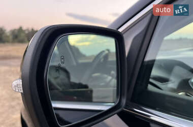 Внедорожник / Кроссовер Ford Edge 2019 в 