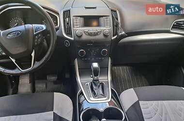 Внедорожник / Кроссовер Ford Edge 2018 в 