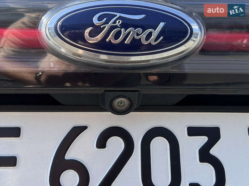 Внедорожник / Кроссовер Ford Edge 2015 в Днепре
