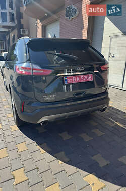 Внедорожник / Кроссовер Ford Edge 2019 в 