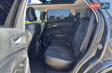 Позашляховик / Кросовер Ford Edge 2020 в 