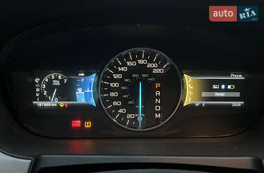 Внедорожник / Кроссовер Ford Edge 2010 в 
