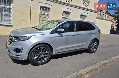 Внедорожник / Кроссовер Ford Edge 2015 в 