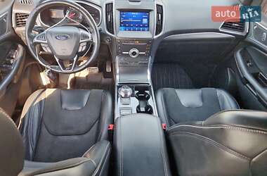 Внедорожник / Кроссовер Ford Edge 2019 в 