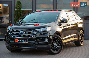 Позашляховик / Кросовер Ford Edge 2019 в 