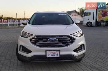 Внедорожник / Кроссовер Ford Edge 2020 в 