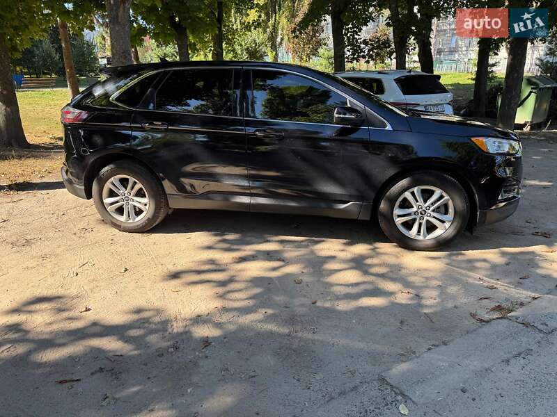 Позашляховик / Кросовер Ford Edge 2019 в Києві