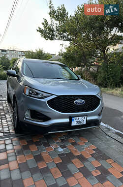 Внедорожник / Кроссовер Ford Edge 2019 в 