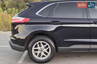 Внедорожник / Кроссовер Ford Edge 2021 в 