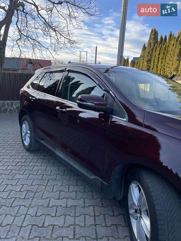 Внедорожник / Кроссовер Ford Edge 2017 в Надворной