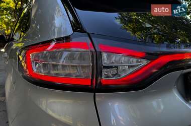 Внедорожник / Кроссовер Ford Edge 2018 в 