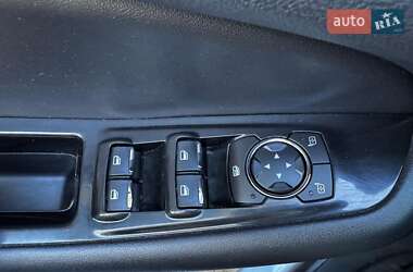 Внедорожник / Кроссовер Ford Edge 2018 в 