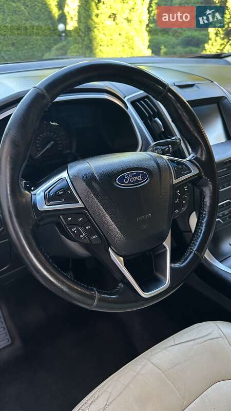 Внедорожник / Кроссовер Ford Edge 2015 в Берегово