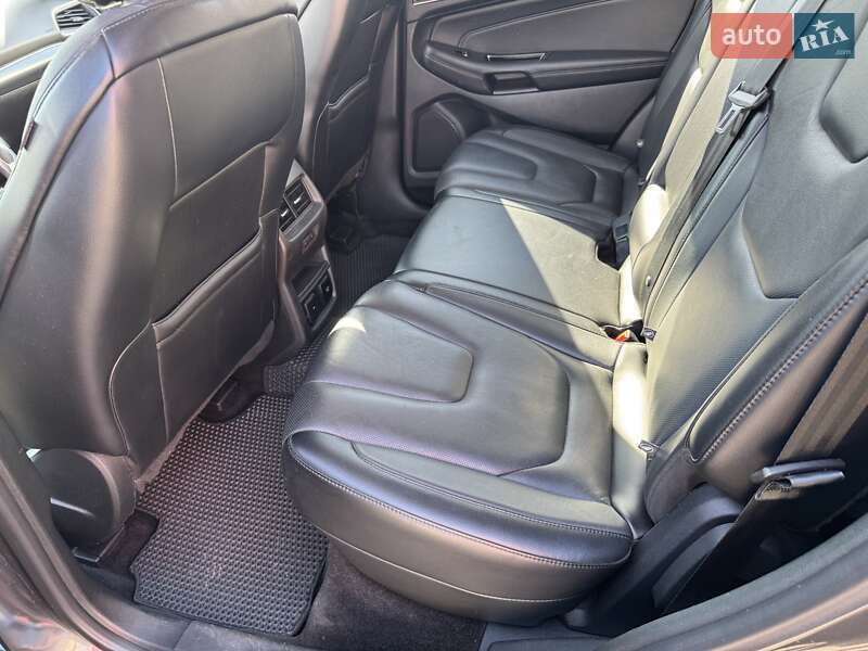 Позашляховик / Кросовер Ford Edge 2018 в Києві