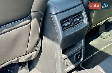 Внедорожник / Кроссовер Ford Edge 2021 в 