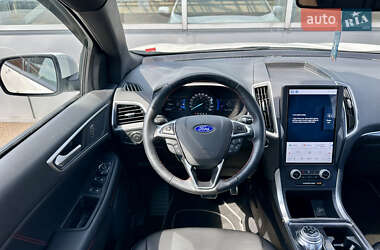 Внедорожник / Кроссовер Ford Edge 2021 в 