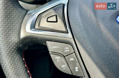 Внедорожник / Кроссовер Ford Edge 2021 в 