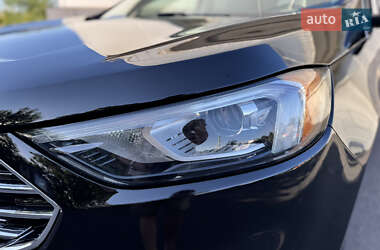 Внедорожник / Кроссовер Ford Edge 2019 в 