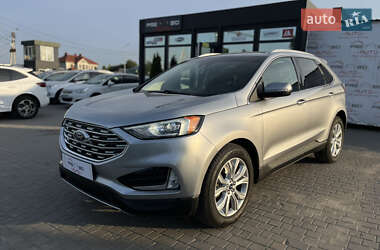 Позашляховик / Кросовер Ford Edge 2019 в 