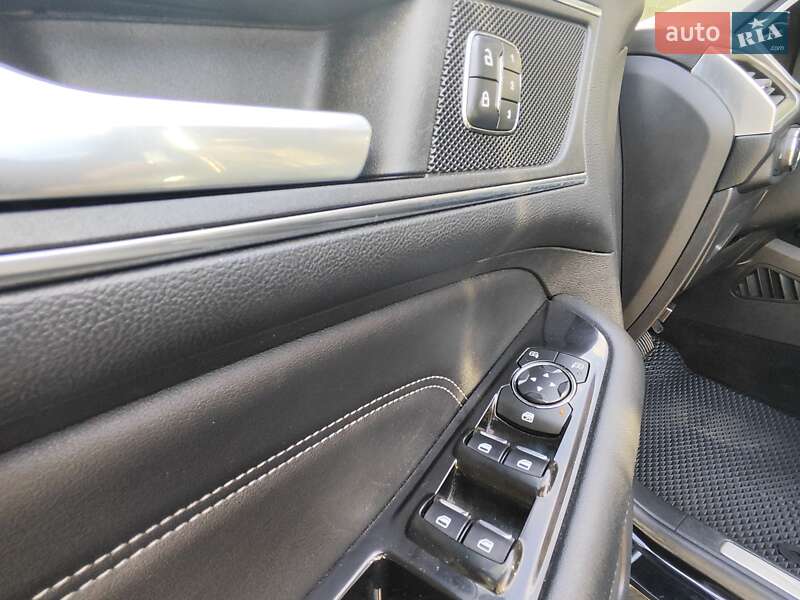Внедорожник / Кроссовер Ford Edge 2017 в Киеве фото 17 Внедорожник / Кроссовер Ford Edge 2017 в Киеве