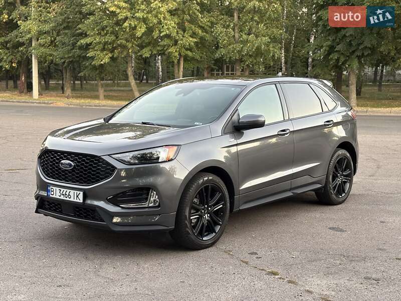 Позашляховик / Кросовер Ford Edge 2022 в 