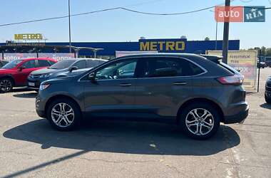 Внедорожник / Кроссовер Ford Edge 2015 в 