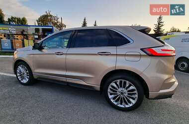 Внедорожник / Кроссовер Ford Edge 2020 в 